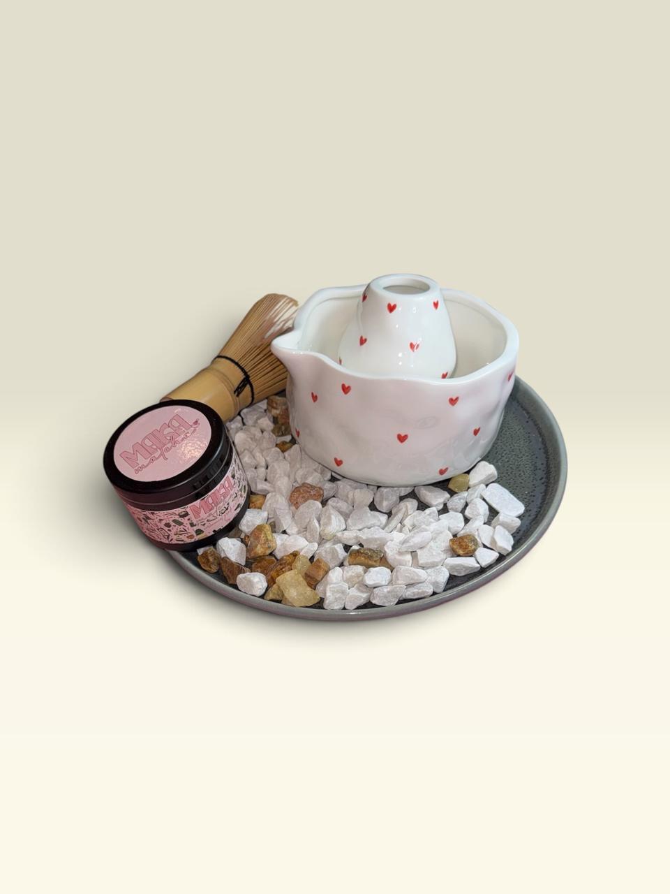 Matcha Kit &ndash; Hearts design